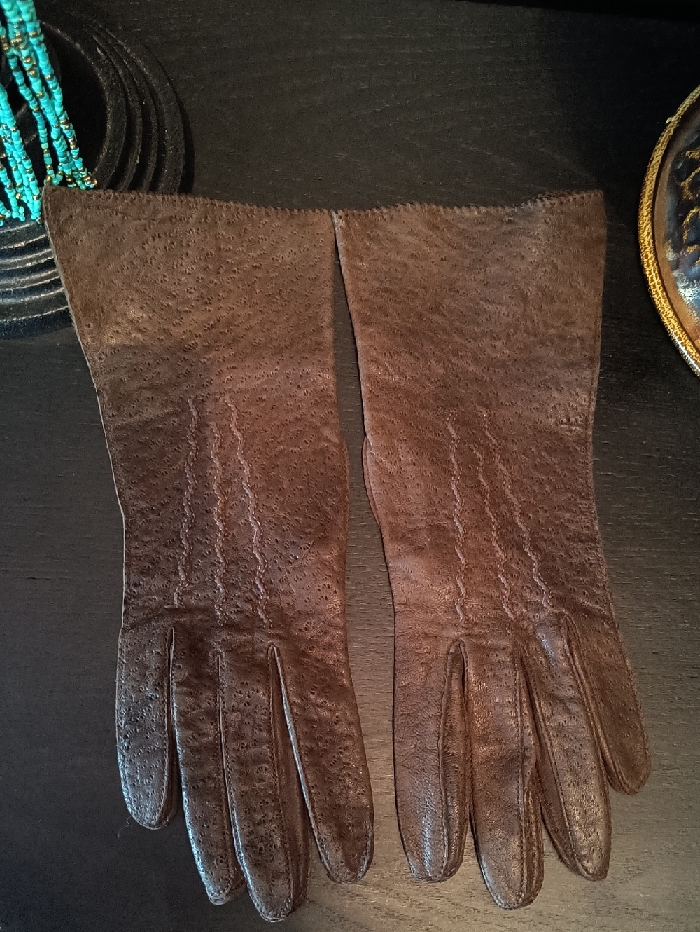 Vintage Classic Brown Leather Gloves